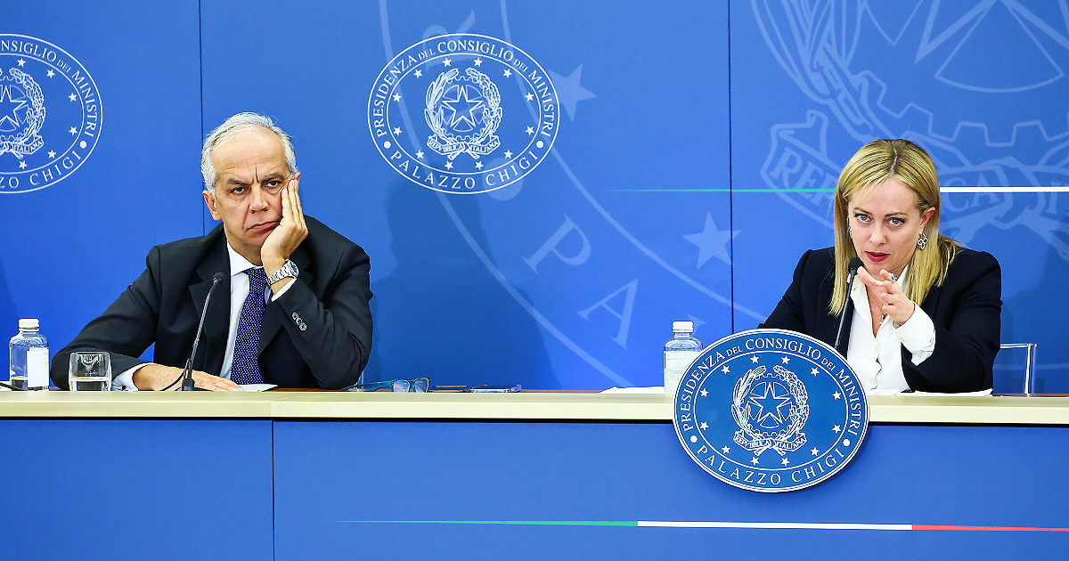 Migranti, cosa c’è nell’accordo Ue e cosa ha ottenuto davvero l’Italia che spera di non diventare “il centro di raccolta migranti dell’Unione”