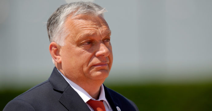 Migranti, Orbán: “Bruxelles abusa del potere, vuole ricollocarli in Ungheria con la forza”