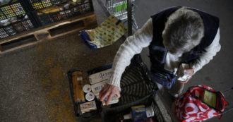 Copertina di Oltre tre milioni gli italiani che ricorrono ad aiuti alimentari dopo l’impennata dei prezzi. Ma il governo è immobile