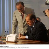 Nello studio di Bruno Vespa, Berlusconi firma il “contratto con gli italiani”
©MARCO MERLINI   LAPRESSE