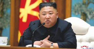 Copertina di Nordcorea, Kim Jong-un testa un “sistema sottomarino di armi nucleari” in risposta alle esercitazioni di Usa e alleati