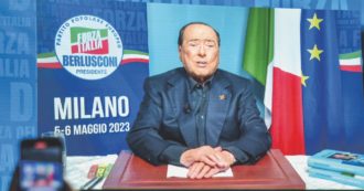 Copertina di Tv, il funerale catodico di Berlusconi finisce nel kitsch: l’Italia un’immensa Canale 5