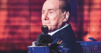 Copertina di Il lutto della Costituzione: dopo la beatificazione, troveremo le “piazze Berlusconi”