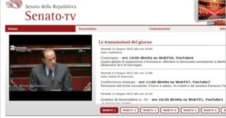 Copertina di Non solo lutto nazionale, il governo ferma tutto per Berlusconi: alle Camere niente votazioni per 7 giorni. E il Senato manda su Youtube i suoi interventi in Aula
