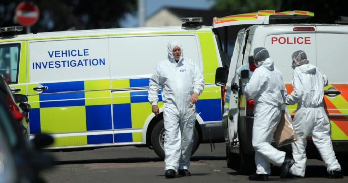Attacchi in auto e con il coltello: tre morti in Uk