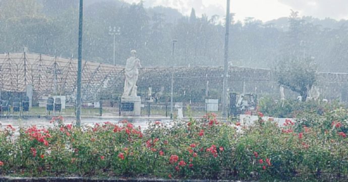 Copertina di Foro Italico, collassa copertura. La mattina c’erano 2.000 bimbi