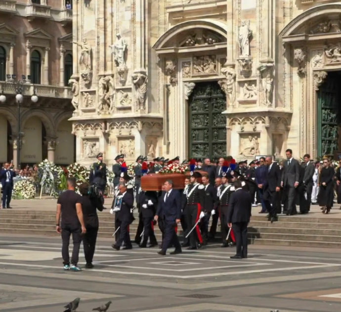 L’arcivescovo Delpini “cita Vasco Rossi” durante il funerale di Silvio Berlusconi: “Vivere… e continuare a sorridere”