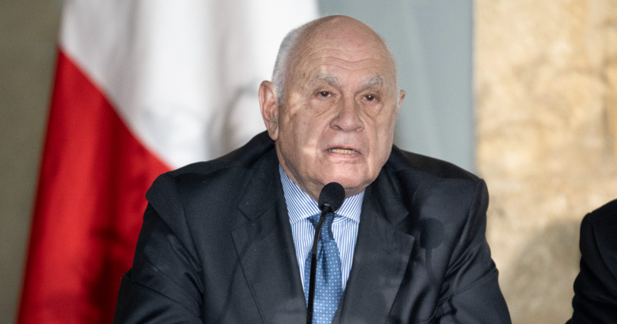 Per arrestare i corrotti bisognerà avvertirli cinque giorni prima: ecco la riforma Nordio. Abolito l’abuso d’ufficio, bavaglio sulle intercettazioni