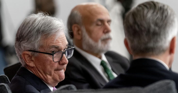 La Fed si ferma. Nessun rialzo dei tassi dopo 10 aumenti di fila. Ma è solo una pausa temporanea