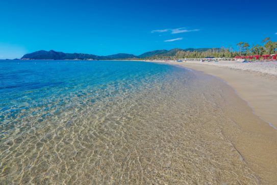 Le meraviglie del Sud Sardegna tra spiagge da sogno, relax e tradizione