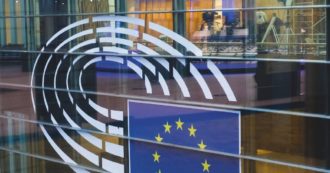 Copertina di Qatargate, la risposta della Ue è una riforma vecchia e inutile