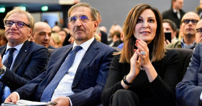 Doppio ruolo di La Russa per le società di Santanchè