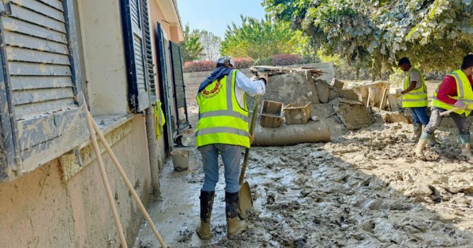 Passamontagna, voci da L’Aquila: “Dal sisma 2009 siamo ‘brigate della solidarietà’”