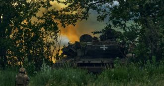 Copertina di Ucraina, la diretta – Mosca: “Attesa per la visita di Zuppi”. Martedì incontro tra Meloni e Macron. Stoltenberg: “Aperti a Kiev nella Nato”