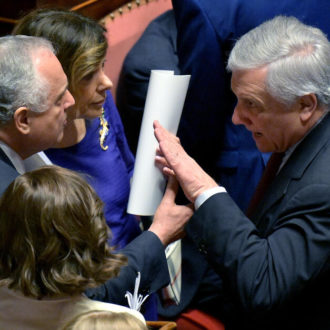 Copertina di Forza Italia senza B. fa tremare il governo: il Fatto di domani 22 giugno