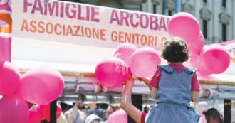 Copertina di Paniz: “Coppie omo: Roccella inadeguata. Gpa reato universale? Frescacce”