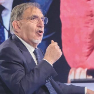 Copertina di Sicilia, indagata per corruzione: è la “raccomandata” di La Russa