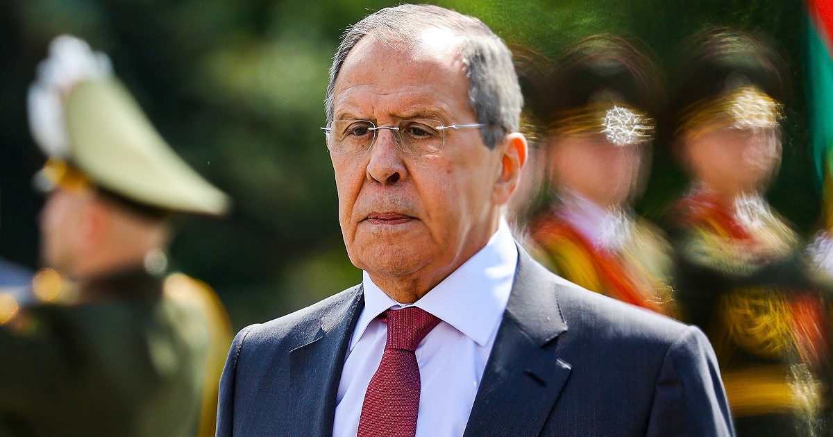 Lavrov spegne 