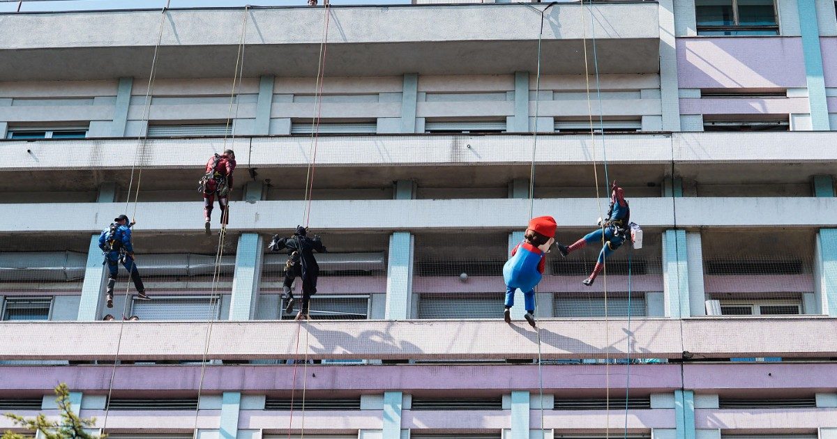 Morto a Torino il piccolo Mirko, il bimbo malato di tumore che aveva ricevuto la sorpresa dei suoi supereroi preferiti