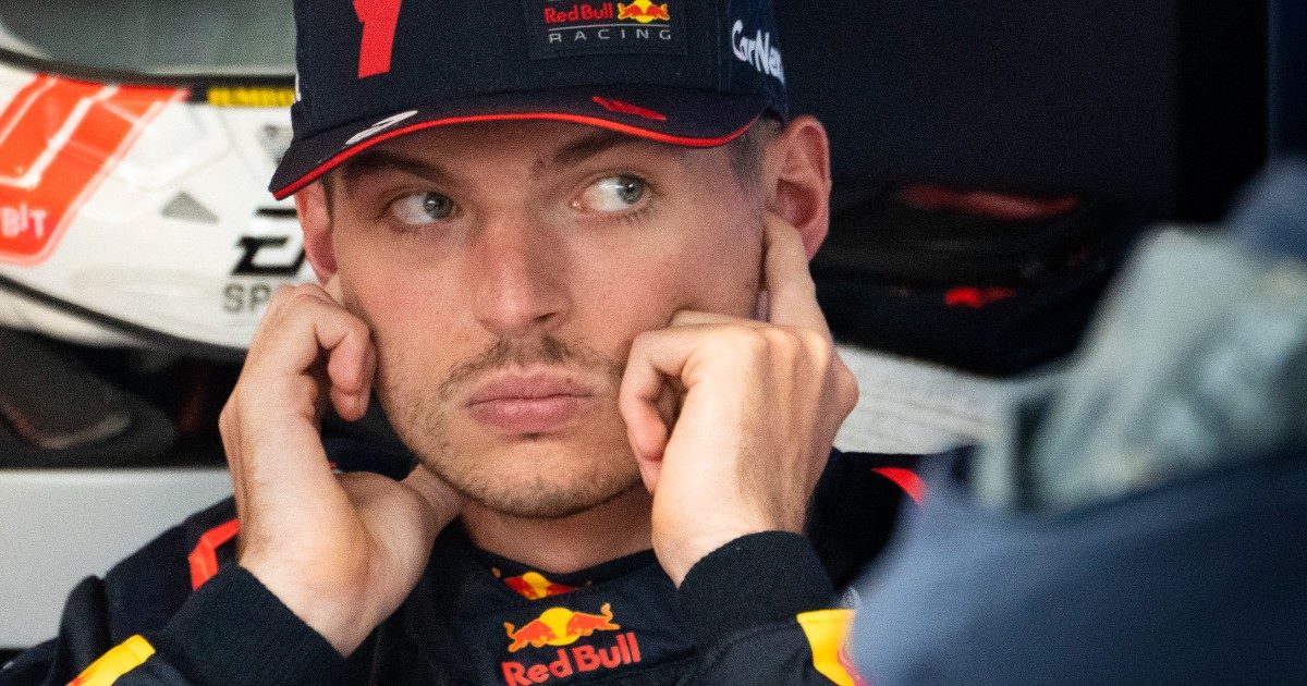 Verstappen preoccupa la RedBull: “Se continuiamo così non vincerò più”. Poi attacca i rivali: “Vi dico cos’è successo dietro le quinte”