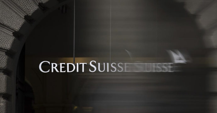 Scocca l’ora di Credit Suisse, licenziati la metà dei dipendenti. Il numero uno di Ubs: “L’integrazione procede molto bene”