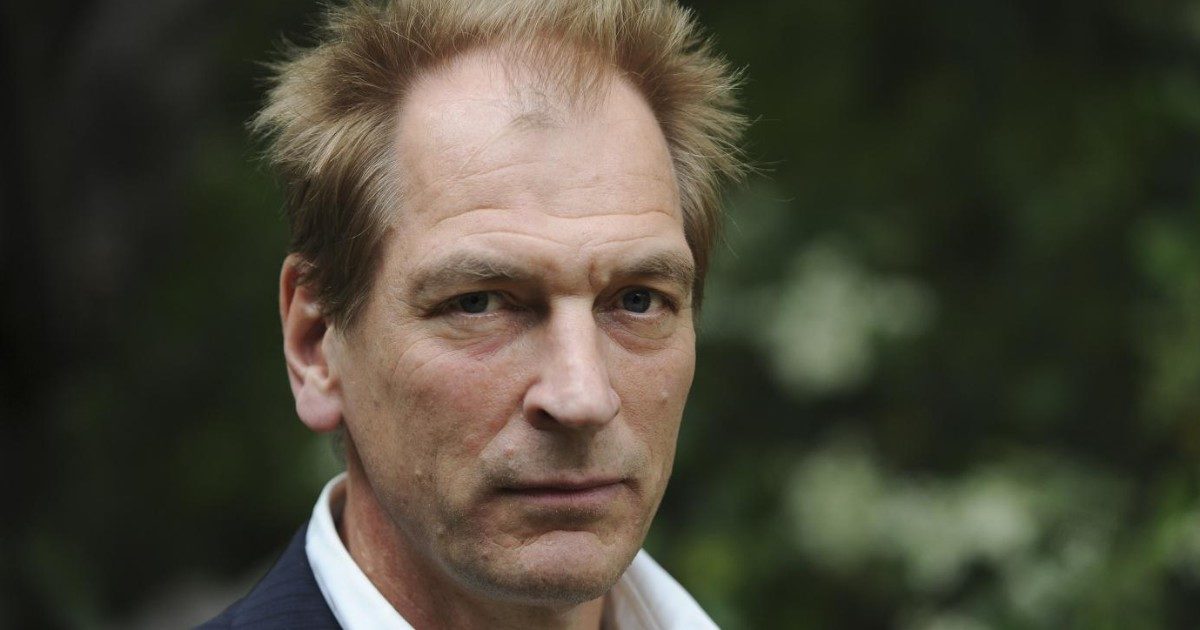 Julian Sands, sono dell’attore britannico i resti trovati sulle montagne vicino Los Angeles: era scomparso da cinque mesi