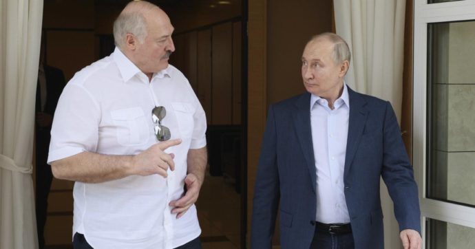 “Mosca e Minsk, il legame necessario. Putin sogna di restaurare l’impero, Lukashenko ha bisogno di lui per questioni economiche”