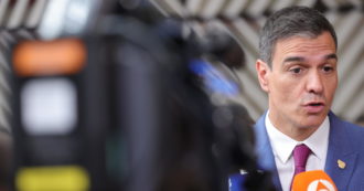 Copertina di Meglio tardi che Feijóo: Sanchez sbanca in tv (ma l’estate “azzurra” è caldissima)