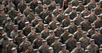Copertina di L’esercito Usa fatica a reclutare nuovi soldati e allarma il Pentagono. Wsj: “Preoccupante per concorrenza con Russia e Cina”