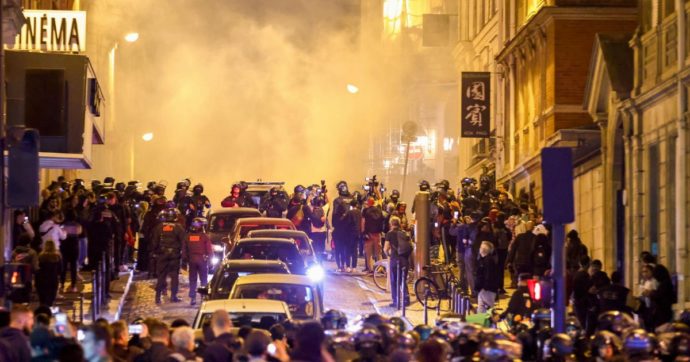 In Francia altri scontri, appello della nonna di Nahel: “Basta”