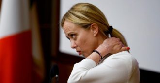 Copertina di Meloni bluffa sul lavoro: gli industriali l’aspettano con la “lista della spesa”