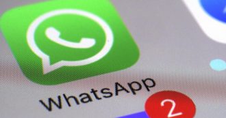 Copertina di “Chat Lock”, su WhatsApp è arrivato il “lucchetto” che blocca e nasconde le conversazioni private. Utenti entusiasti: “Una svolta”