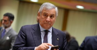Copertina di Decreto baby gang, Tajani boccia lo stop ai cellulari: “Non risolutivo, se lo fanno prestare”. E scarica Salvini sul carcere per i minorenni