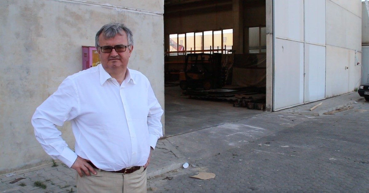 Calabria, la lettera dell’imprenditore minacciato: “Qui la ‘ndrangheta controlla tutto e la ‘normalizzazione’ del male ha ucciso la speranza”