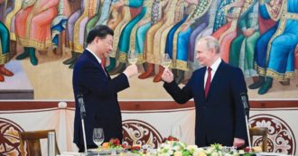 Copertina di Kiev: “Patriot sulla Russia”. Putin: “È una guerra ibrida”