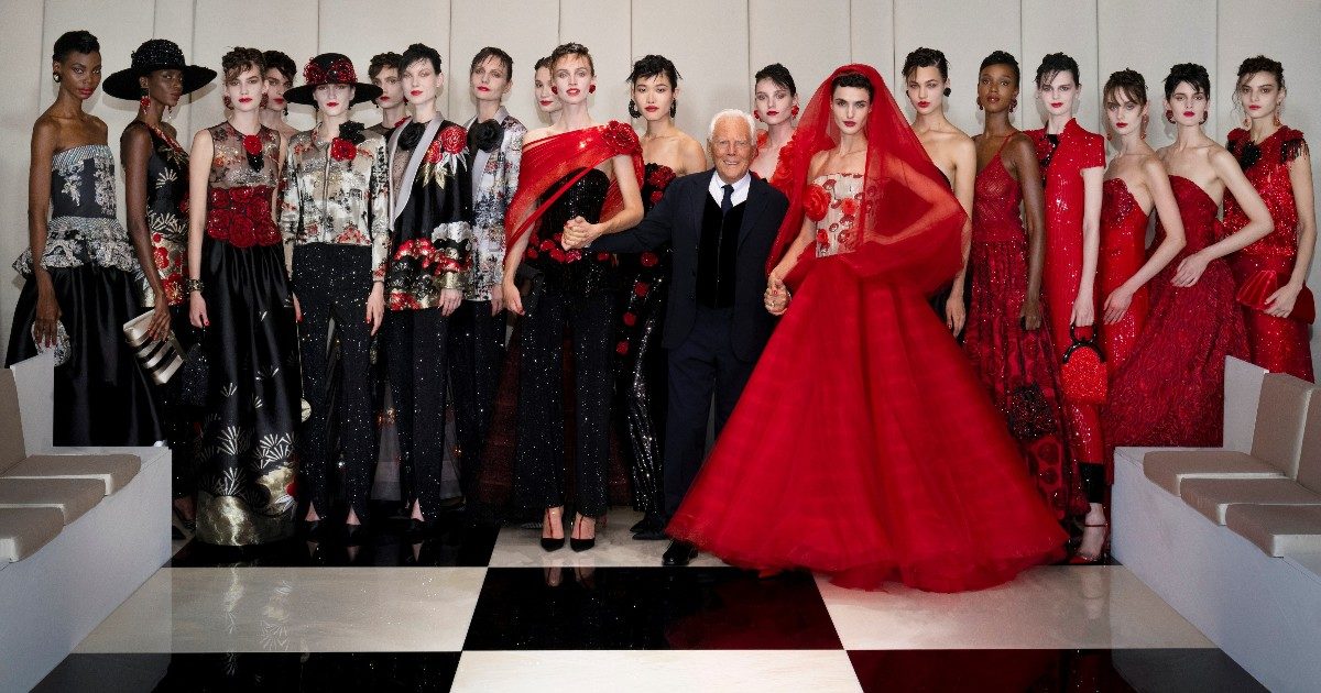 Giorgio Armani: “Mi sento un po’ a disagio perché chiaramente non c’è paragone tra gli altri marchi e quello che faccio io. Dov’è finita l’alta moda parigina?”