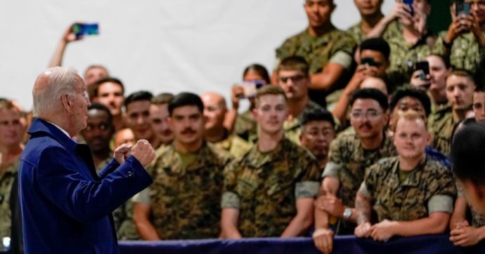 Bombe a grappolo, Biden dà l’ok Francia e Germania sono contro