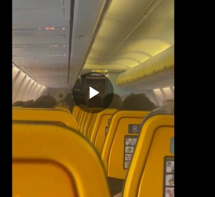 “Se siete in Veneto in vacanza, spero non siate astemi”: l’annuncio sul volo Ryanair Brindisi-Venezia scatena le risate dei passeggeri – VIDEO