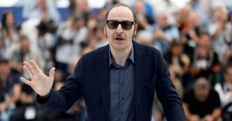 Copertina di Fausto Russo Alesi: “Sul set sono insopportabile”