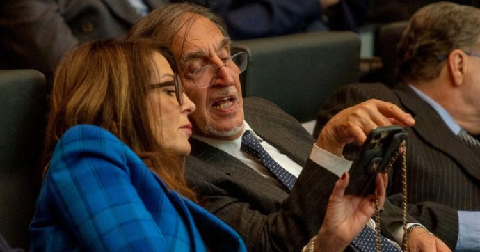 “Se vuoi salvarti, evita  la bancarotta”: il consiglio di La Russa a Santanchè