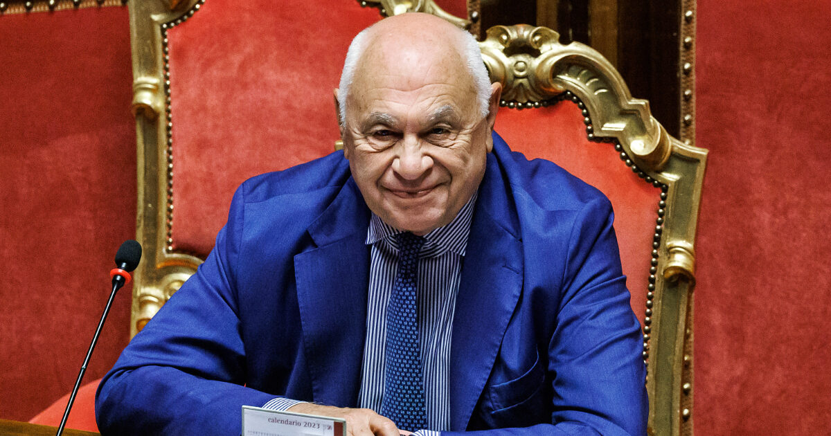 Nordio vuole smantellare anche il concorso esterno in associazione mafiosa: “Reato evanescente, va rimodulato”. Dell’Utri, D’Alì, Cosentino: i politici che possono salvarsi