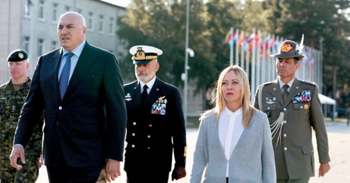 Sindacati militari, stop di Crosetto