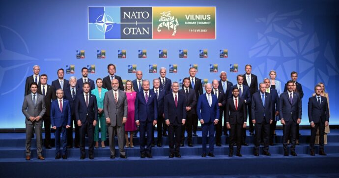 Al vertice Nato di Vilnius è finito il ‘neutralismo attivo’: niente di buono si prospetta all’orizzonte
