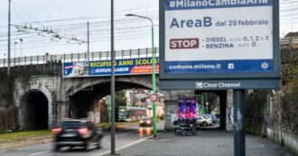 Copertina di Milano, nuovi divieti di circolazione dal 1 ottobre: stop ai tir privi di sistema rilevamento pedoni e bici. E l’area C costerà 7,50 euro
