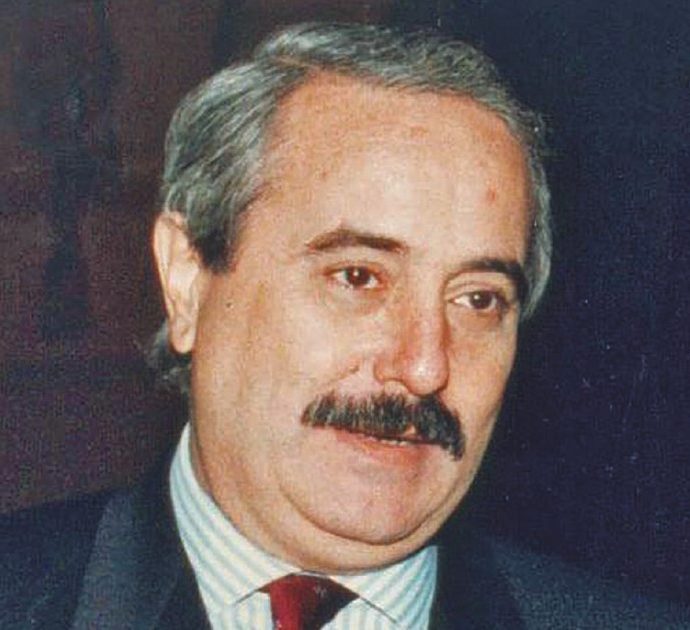 Giovanni Falcone 32 anni dopo: quattro libri per spiegare Capaci ai più piccoli e tramandare la memoria