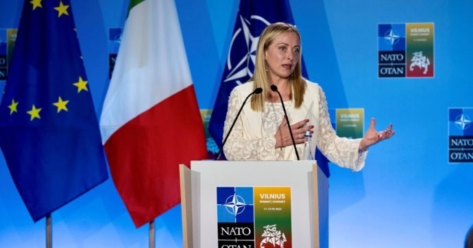 Meloni come B. all’attacco dei pm. Ma dà una botta a Ignazio & Dani