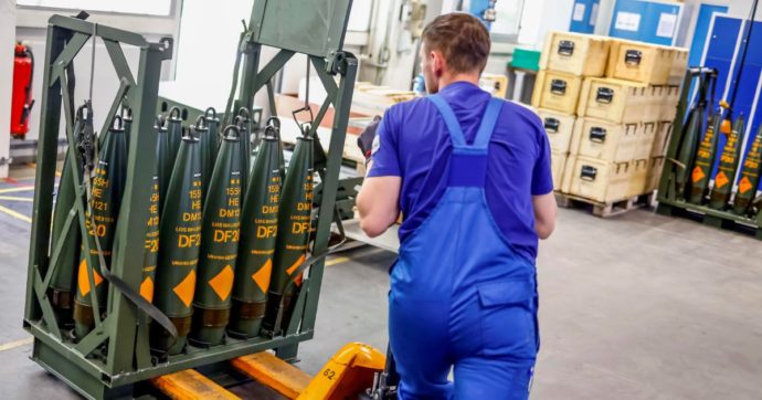 Asap, 500 milioni Ue in armi: il Pd con FdI e lega