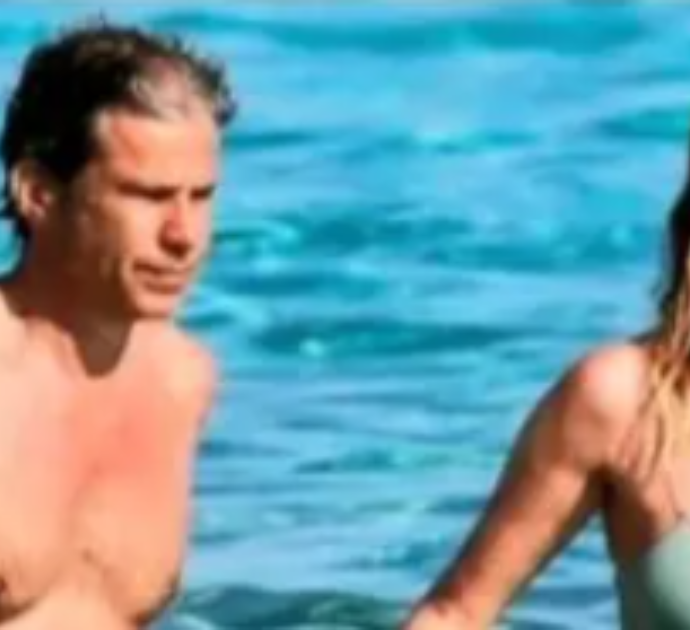 Alessia Marcuzzi e Paolo Calabresi Marconi paparazzati a Formentera: ritorno di fiamma?