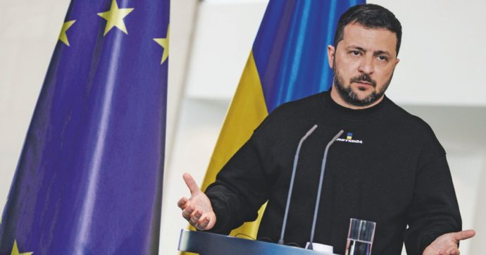 Zelensky: “Serve sostegno globale”.  Armi occidentali, il 20% fuori uso