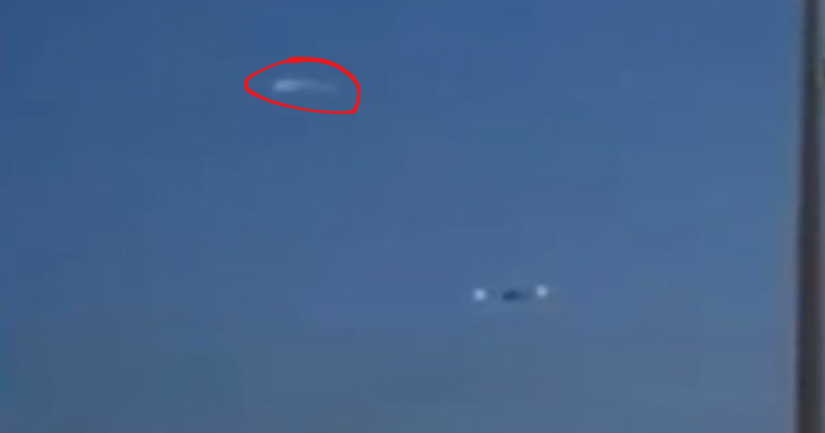 Ufo, un oggetto non identificato avvistato nei cieli di Genova: “Sembrava un disco volante, è un vero e proprio fenomeno aereo inspiegabile”